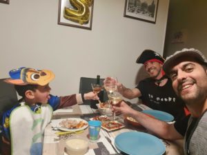 comiendo con niños